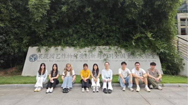 探学科前沿 筑科研理想 —— 茶学创新班学子赴华中农业大学开展专业研学活动
