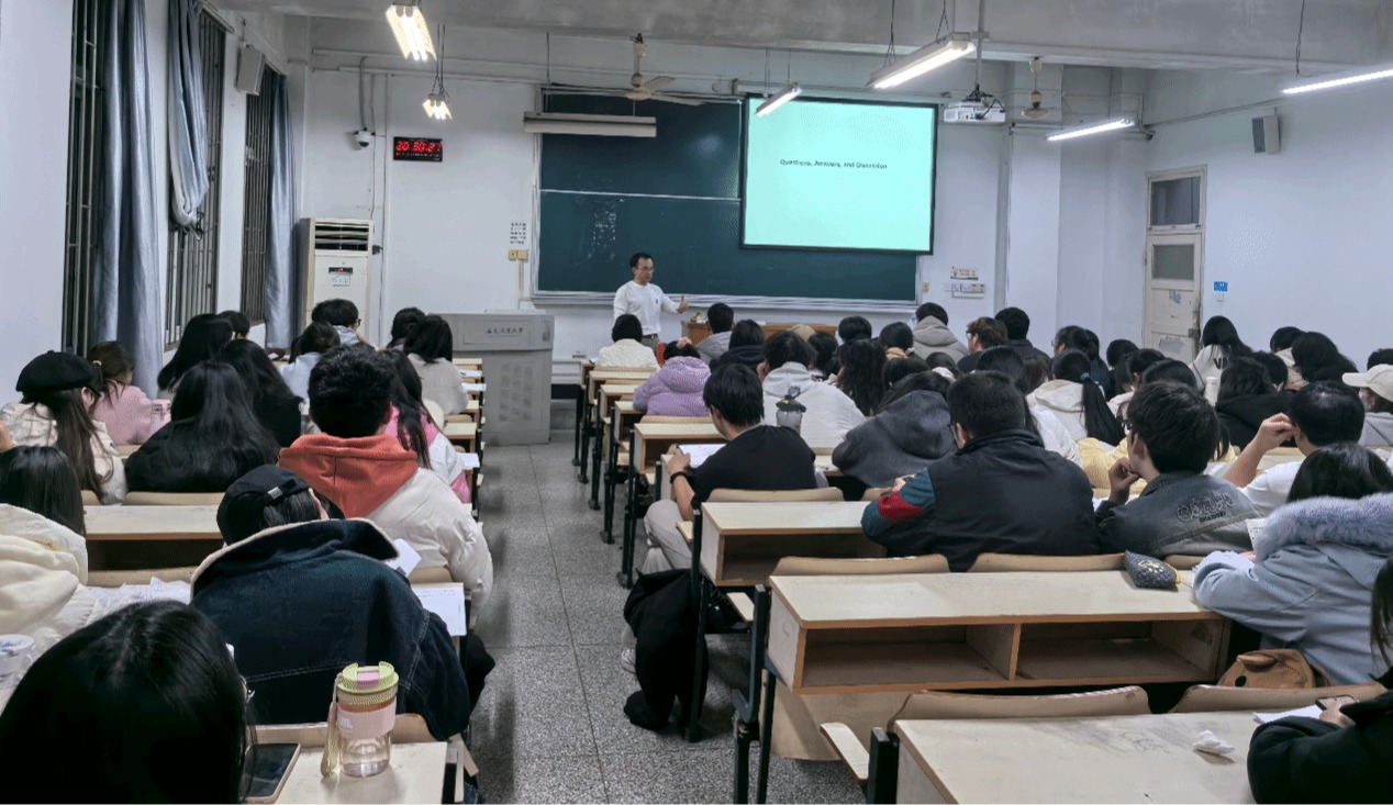 北卡罗莱纳州立大学谢德玉教授为我院本科生讲学