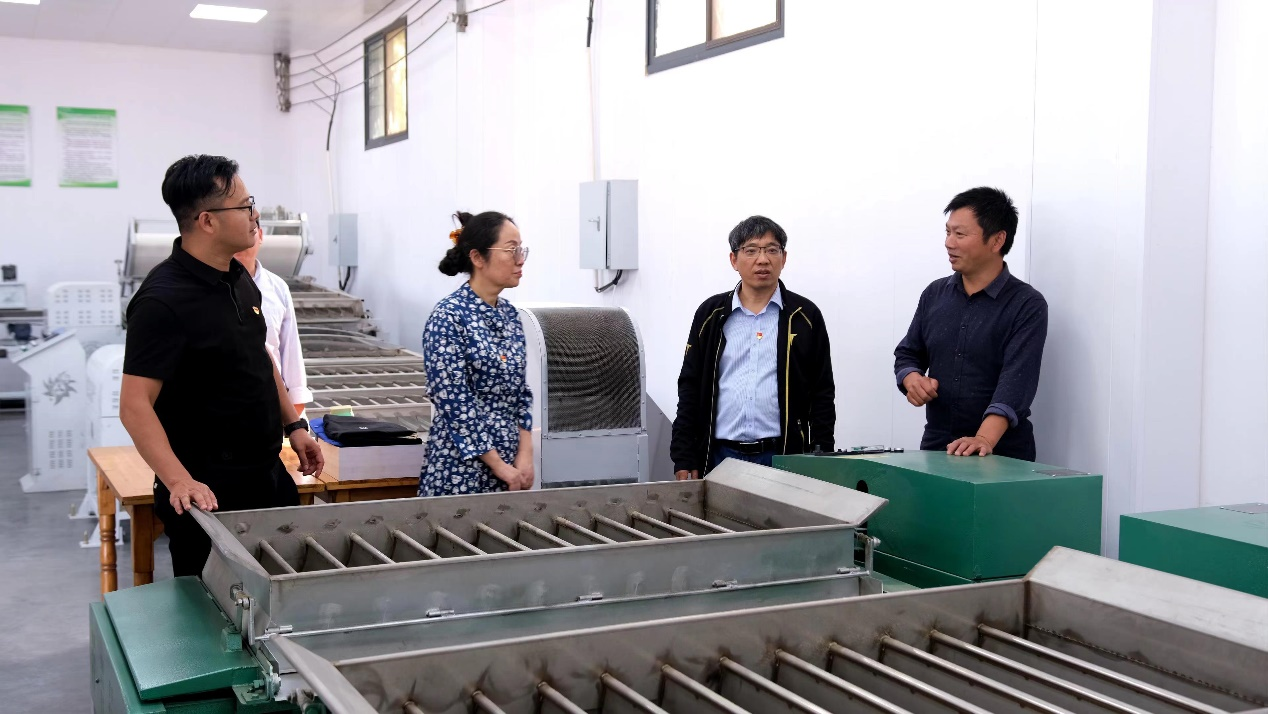 茶业系教工党支部开展主题党日活动