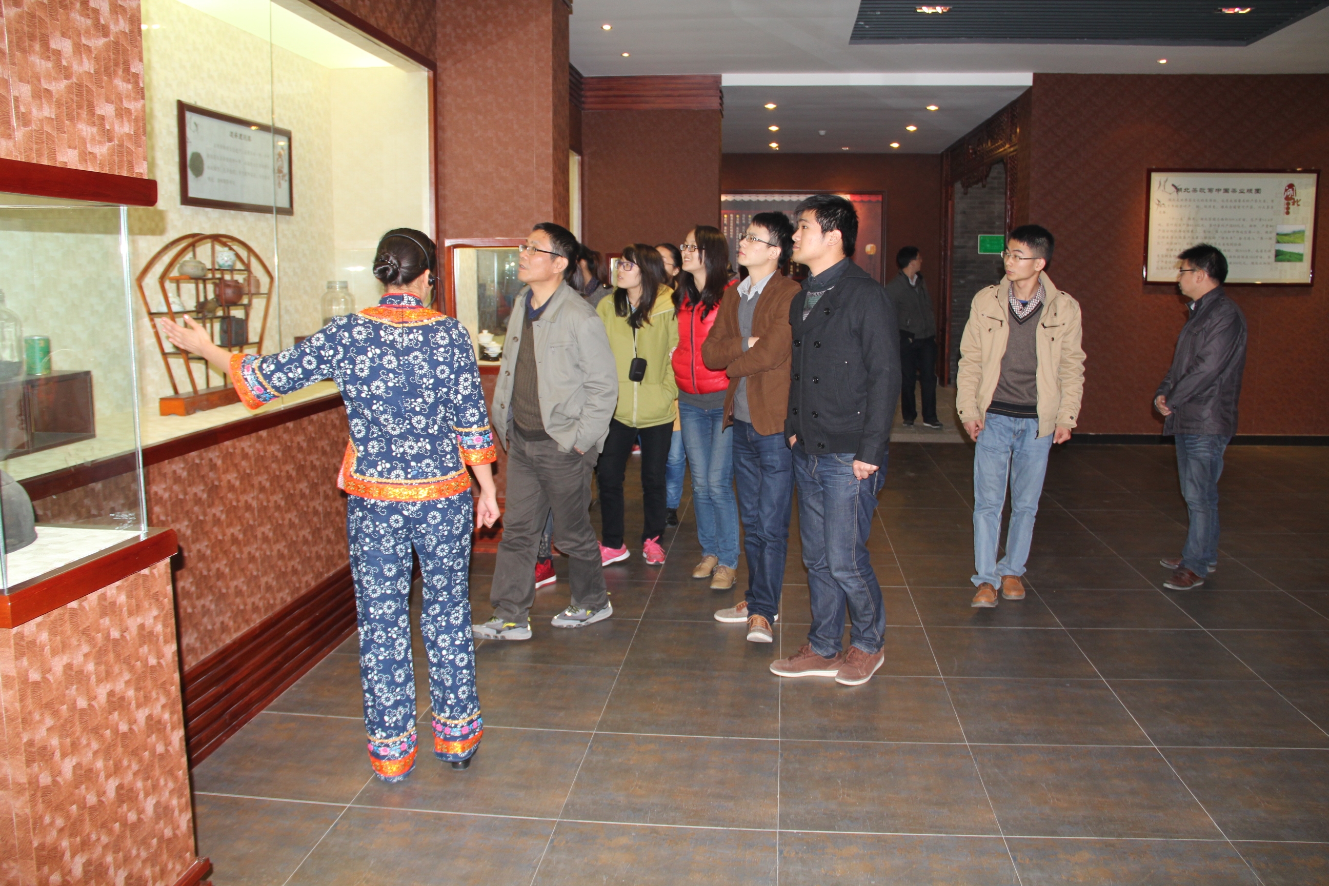 院地合作结硕果，携手共赢谱新篇--茶与食品科技学院茶学专业毕业生赴湖北省五峰县就业侧记