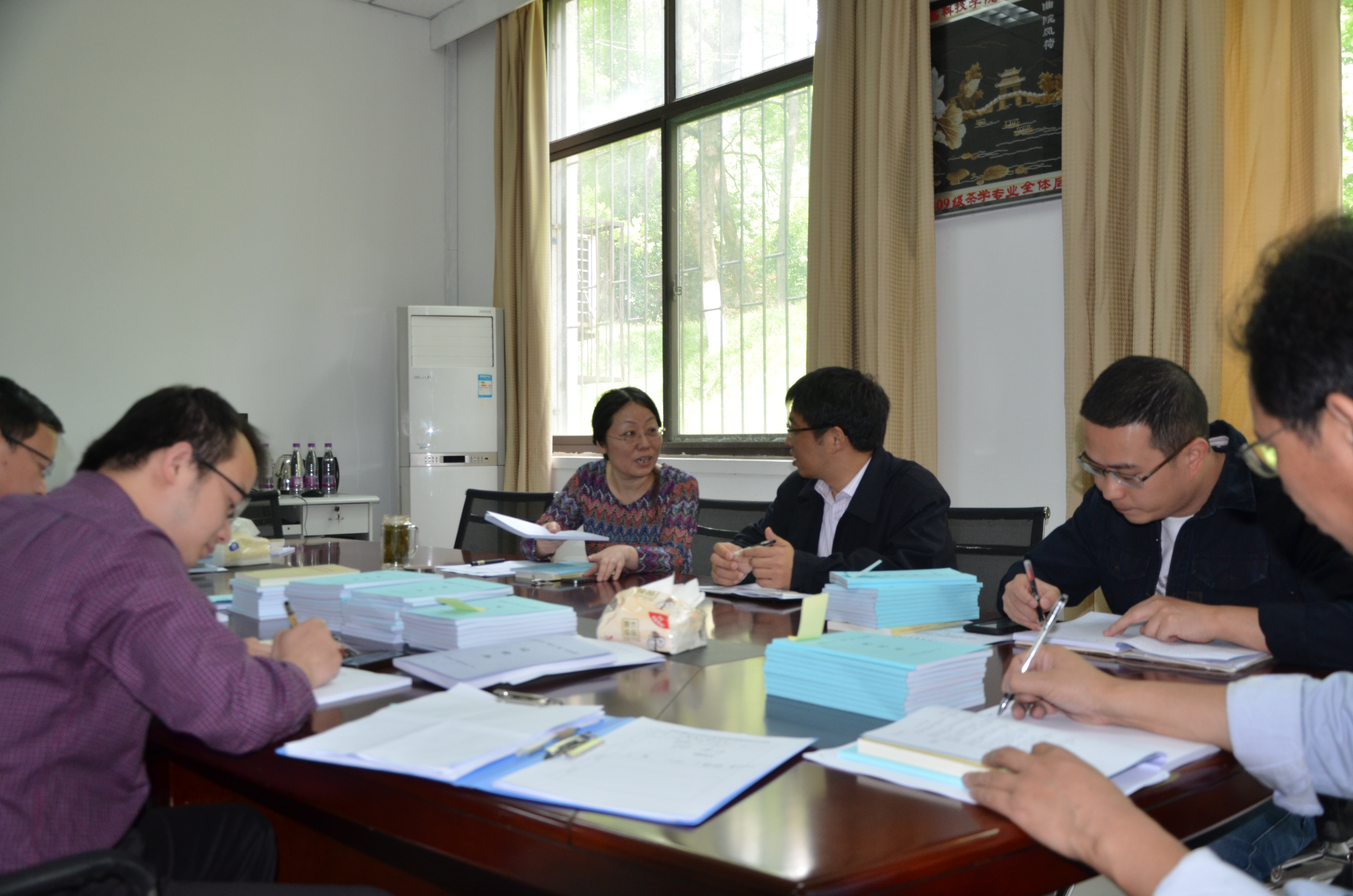 茶食举行支部书记培训，抓紧抓实“两学一做”学习教育