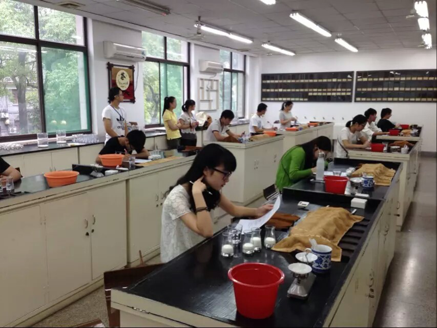 茶食学院第九届“爱农杯”食品感观鉴评竞赛决赛圆满结束