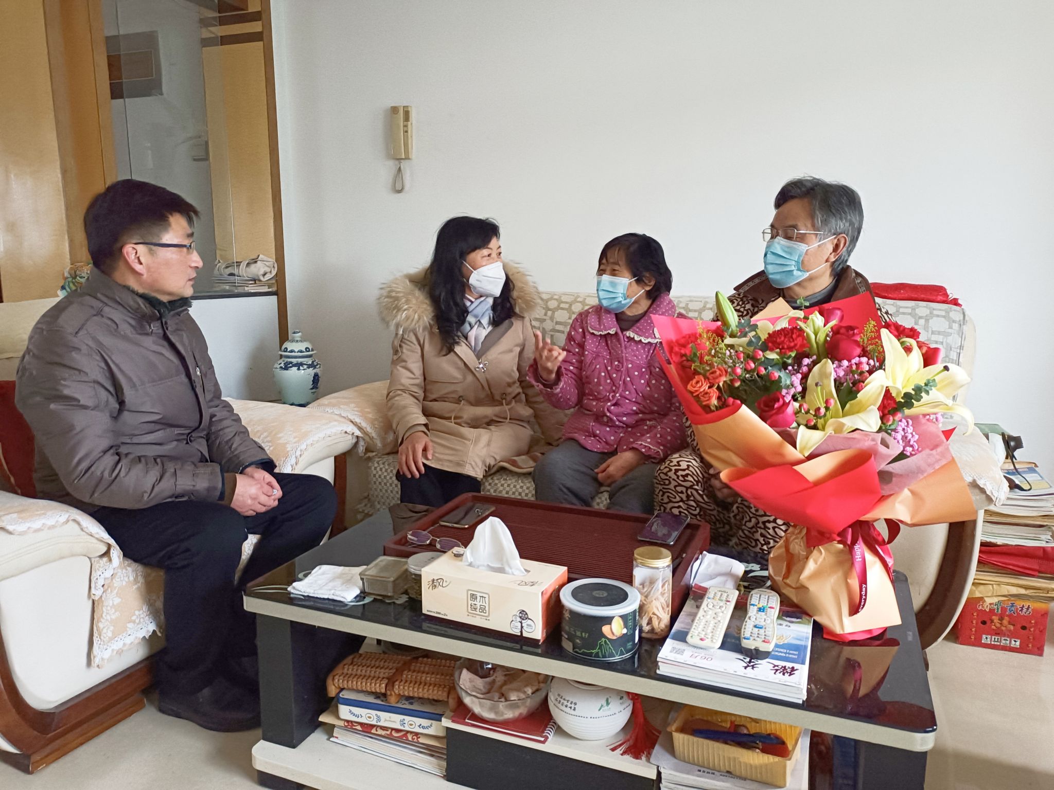 茶与食品科技学院开展春节前走访慰问活动