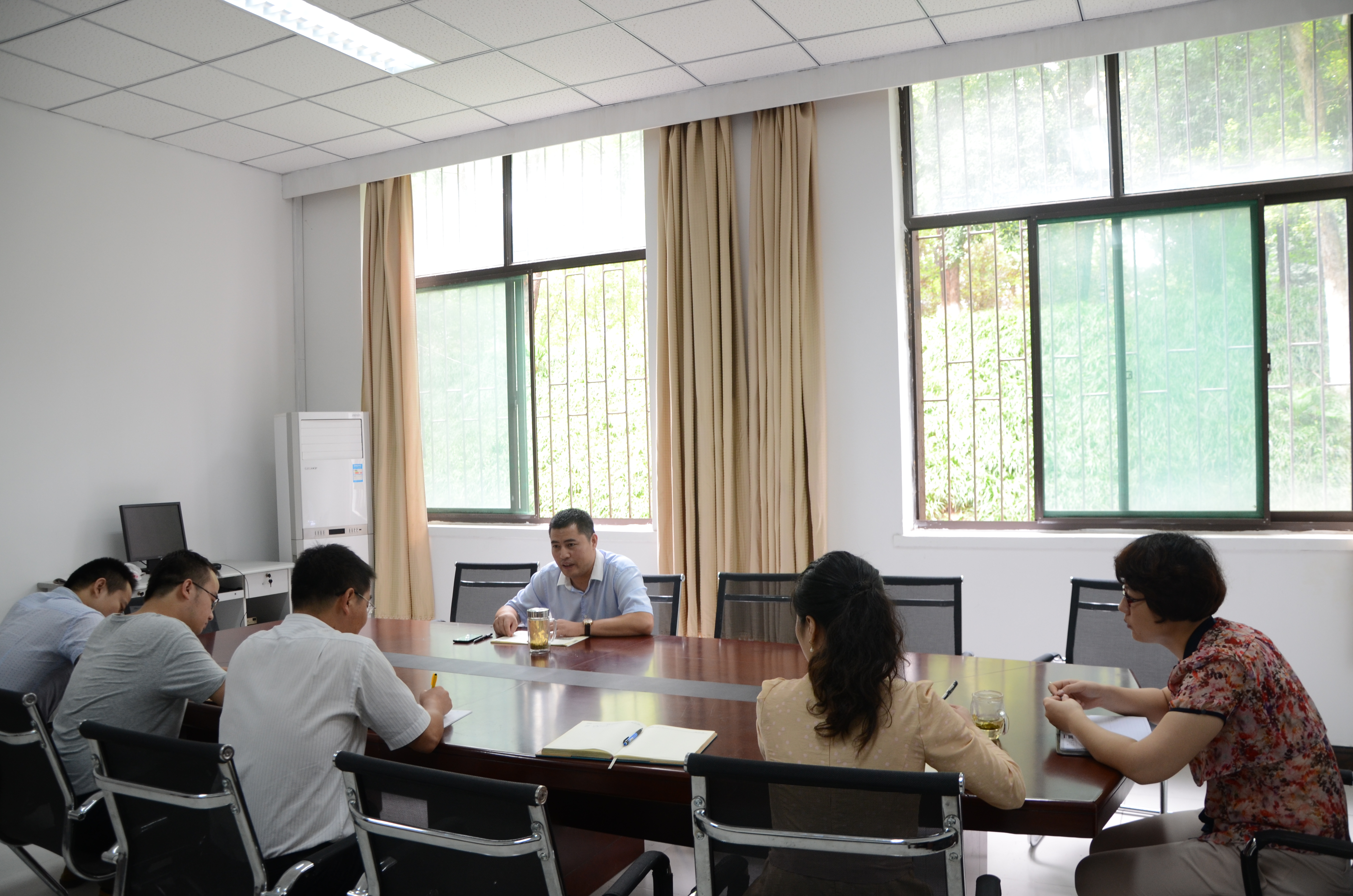 茶食学院召开迎新工作会议