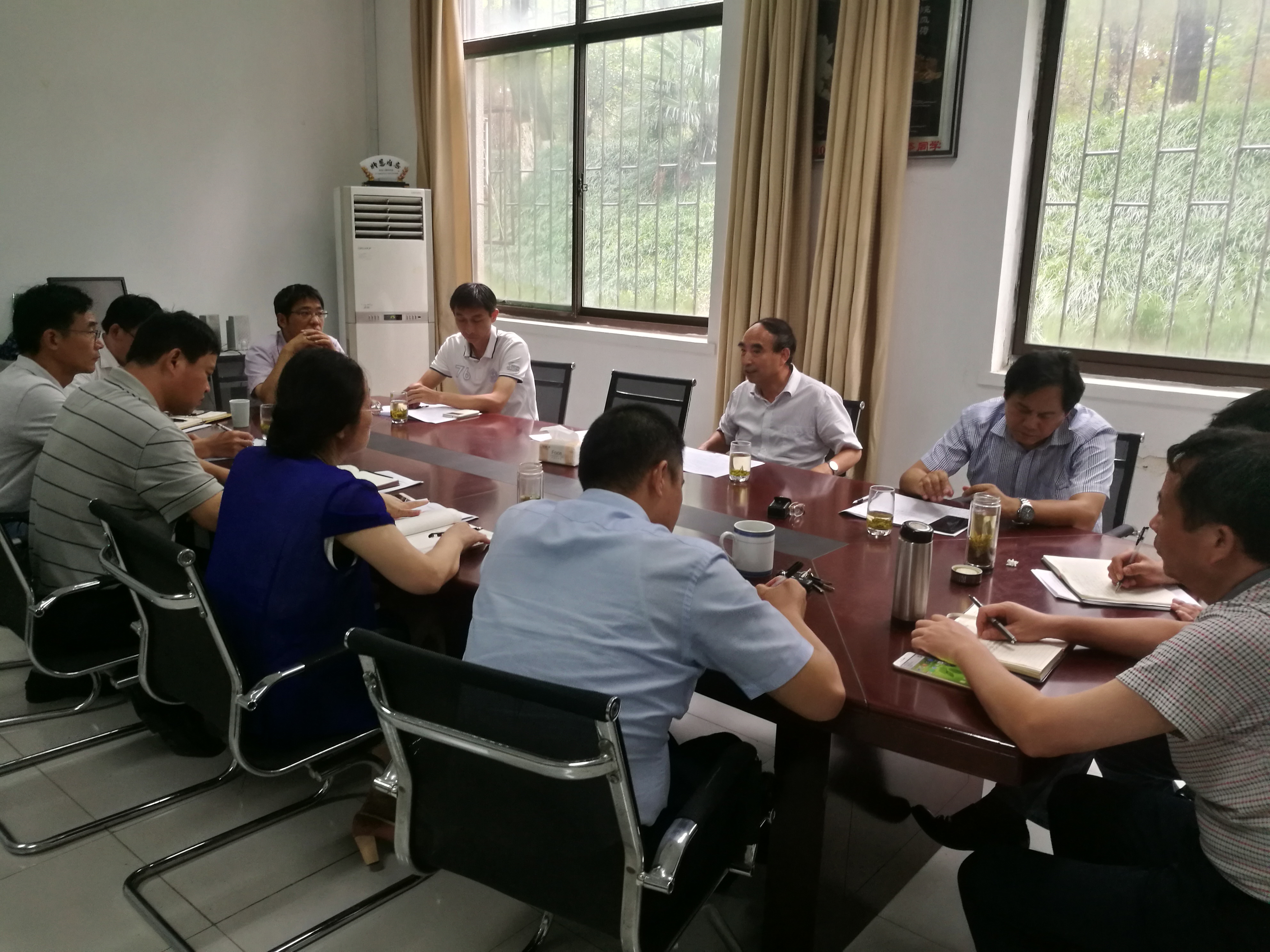 茶与食品科技学院党委召开“讲严立”专题民主生活会