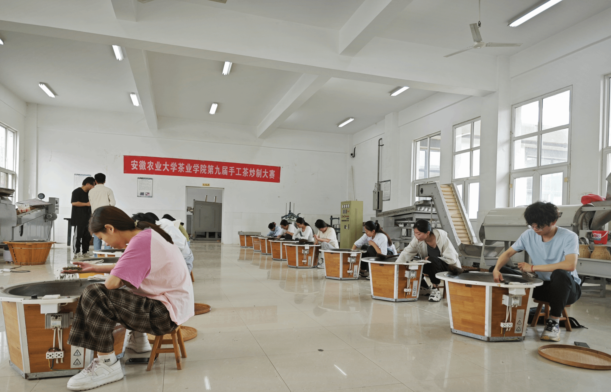 2025年度茶学专业教学实习暨第九届手工茶大赛圆满结束