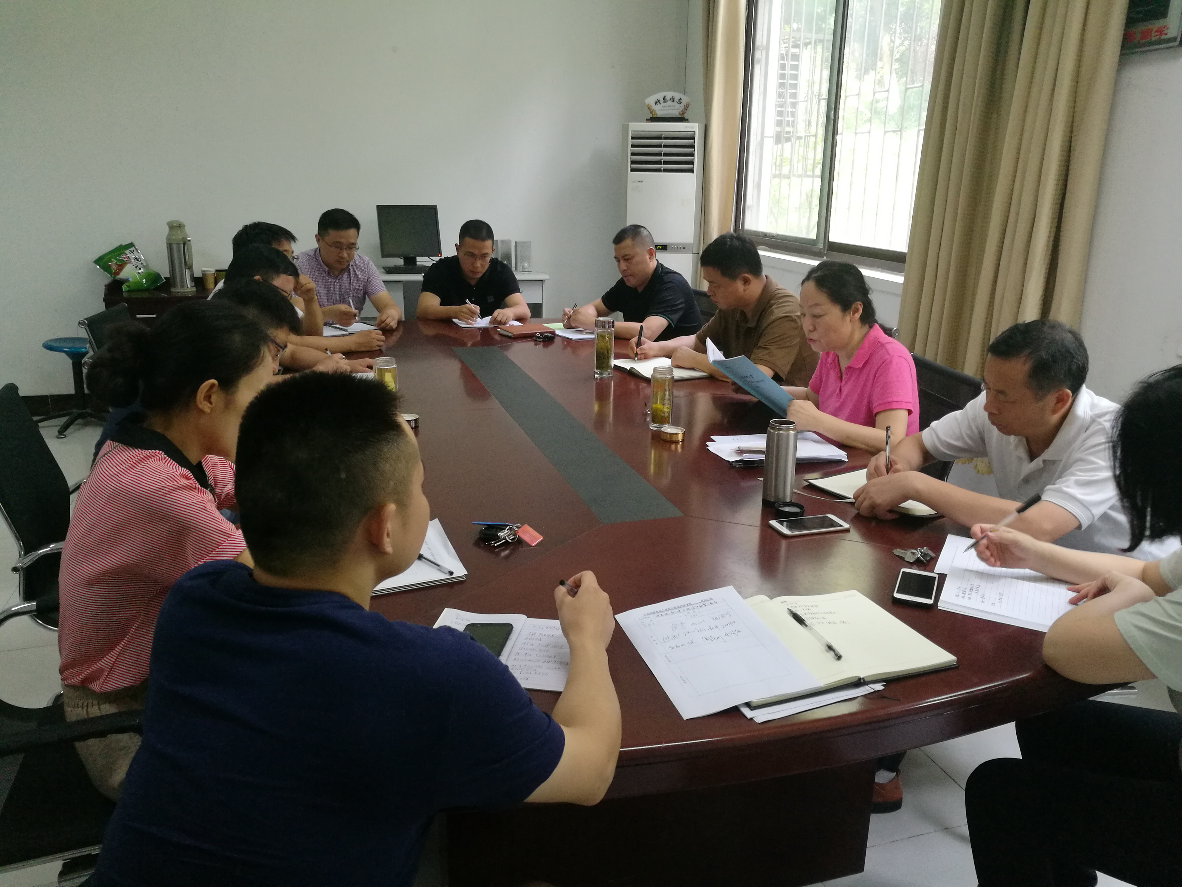 茶食学院党委进一步推进“讲严立”第二阶段专题警示教育