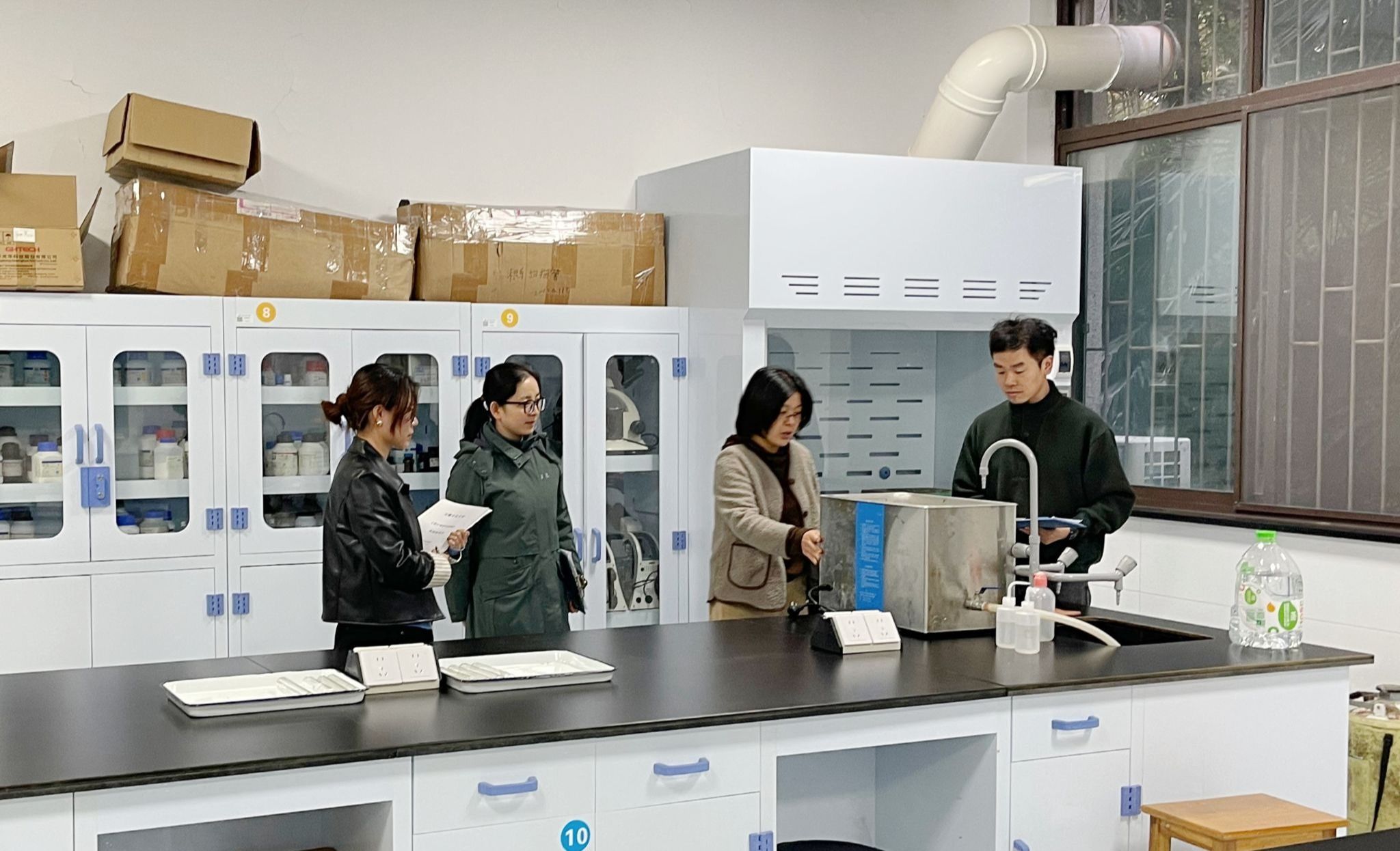 茶业学院开展期中教学实验室安全检查