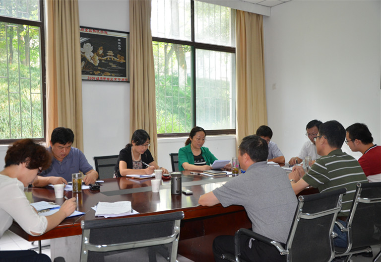 茶食学院召开“三严三实”第二专题学习研讨会