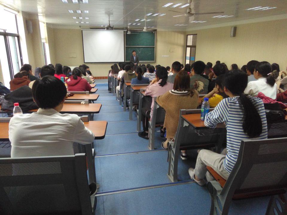 茶与食品科技学院召开茶学专业教学实习与生产实习动员会